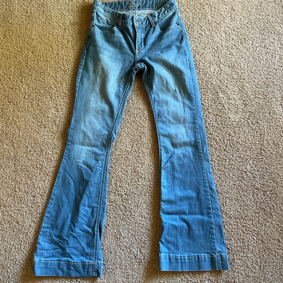 Kimes ranch Lola light wash jeans - Picture 2 of 4